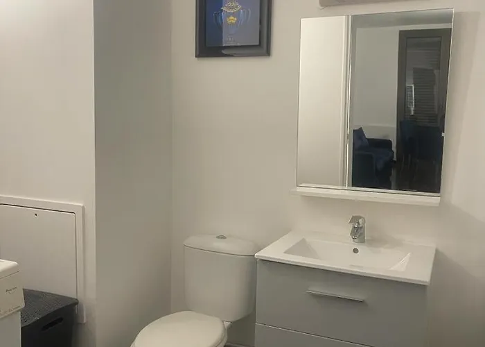 Pleasant Duplex * 뇌이쉬르마른