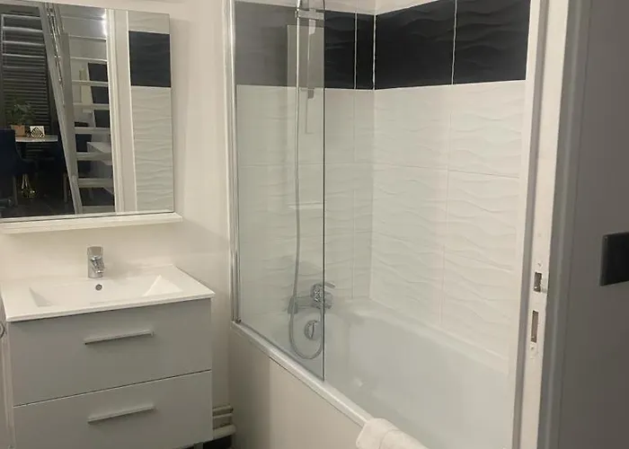 아파트 Pleasant Duplex 뇌이쉬르마른